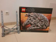 LEGO Star Wars 75192 UCS Millenium Falcon incl. Effermann stand, Lego 75192, LeGOGOGO, Star Wars, Clarksburg