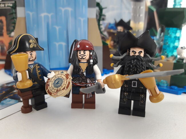 LEGO Pirates of the Caribbean The fountain of youth (4192) 100% complete retired, Lego 4192, NiksBriks, Pirates of the Caribbean, Skipton, UK, Image 6
