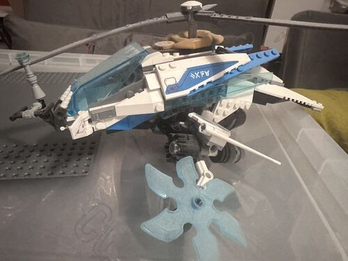 Ninjago 70673 ShuriCopter Zane's Ice Helicopter