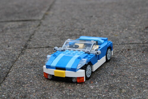 ᐅ Set • Lego 6913 Creator ⇒ 1 offer • Blue Roadster | PilotBrick.com