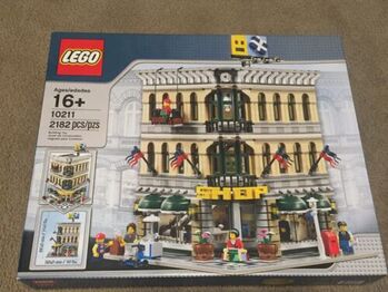 10211 GRAND EMPORIUM (NEWS/SEALED), Lego 10211, W. Helmschrodt, Modular Buildings, Calella