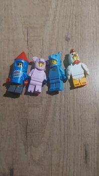 4 random minifigs, Lego, Sarah Scarlett, Diverses, Bradford 