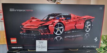 42143 Ferrari Daytona SP3 + 5007418 numbered limited editon Sense of Perfection book, Lego 42143 , MR JEFFREY DU PLESSIS, Technic, Felixstowe