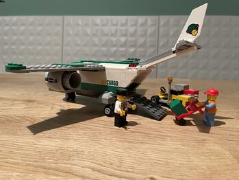 60104: Airplane & Airport Terminal, Lego 60104, Jonathan Gray, City