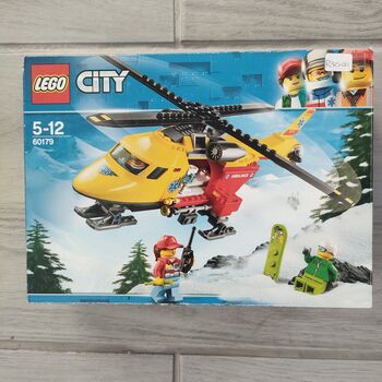 AMBULANCE HELICOPTER, Lego 60179, Mandy Bleach, City, East London