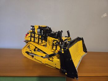 Cat D11 Bulldozer, Lego, PetraP, Technic, Stainz 