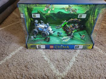 Chima display lego, Lego 70123 70126 70131 70132, Lee Lambie, Legends of Chima, WELWYN GARDEN CITY