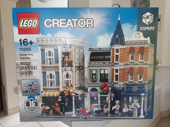 Creator Assembly Square., Lego 10255, Paul Firstbrook , Modular Buildings, Bergvliet, Cape Town. 