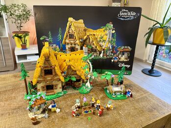 Disney Schneewittchens Hütte im Wald, Lego 43242, petzipeer, Disney, Wien