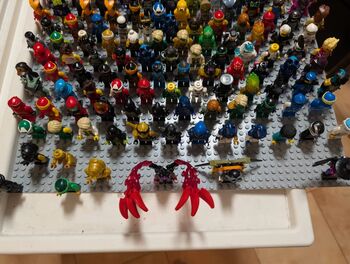 Riesiges LEGO Ninjago Konvolut: 186 Figuren/ Teile + fette Waffenkiste ( Jahr 2019-2026), Lego, Patrick, NINJAGO, Villach
