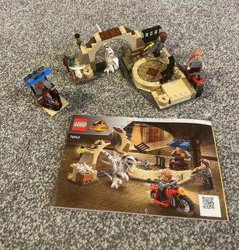 Jurassic world Atrociraptor Dinosaur Bike Chase, Lego 76945, Kirsty, Jurassic World