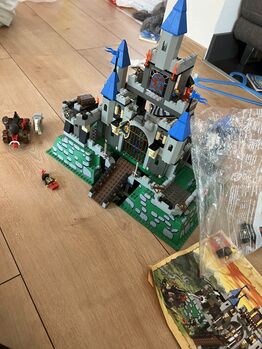 große Ritterburg-Set LEGO Castle / Knights’ Kingdom I – King Leo’s Castle 6098, Lego 6098, Nina, Castle, Ottweiler