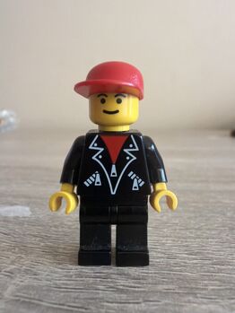Leather jacket with zippers , black legs , red cap, Lego 6426, Gina, Minifigures, Pretoria 