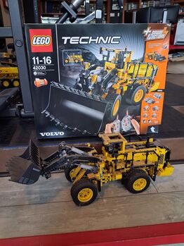 Lego 42030 Remote-Controlled Volvo L350F Wheel Loader, Lego 42030, John Crain, Technic, Johannesburg