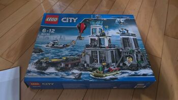 LEGO 60130 Prison Island 極新罕有 懷舊絕版 樂高玩具 城市系列 海上監獄島 警察局 海上巡航隊伍 實物如圖, Lego, Stephenie, City, Mid-Levels 