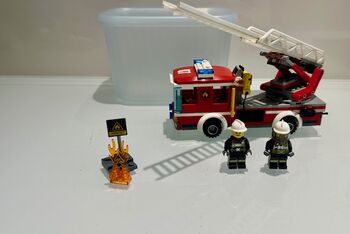 Lego City Fire Ladder Truck (Price Negotiable), Lego 60107, Siddhant , City, Mumbai