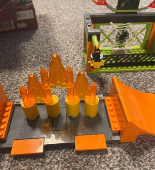 Lego city Stuntz set 60293, Lego 60293, Kirsty, City
