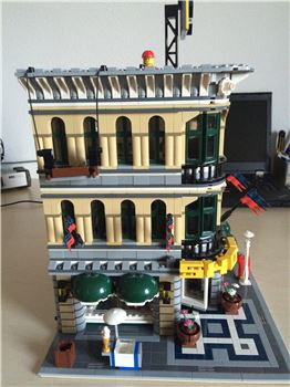 LEGO Creator Expert 10211 Grand Emporium, Lego 10211, Mitja Bokan, Modular Buildings, Ljubljana