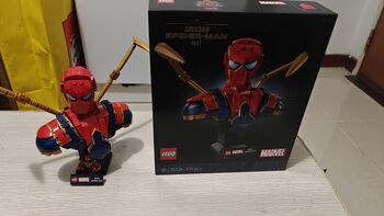 LEGO Marvel Iron Spider-Man Bust Set, Lego 76326, Roy, Marvel Super Heroes, Bukit Batok West Avenue 8