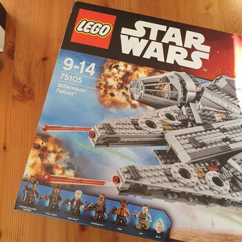 Lego Millennium Falcon new in box, Lego 75105-1, Olli, Star Wars