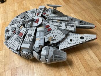 LEGO Star Wars Millenium Falcon, Lego, Monika, Star Wars, Zürich 