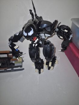 LEGO Super Heroes: Spider Mech vs. Venom (76115), Lego 76115, ethan kan, Marvel Super Heroes, Singapore