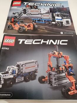 Lego Technic - Container Yard - Retired product., Lego 42062, Adele van Dyk, Technic, Port Elizabeth