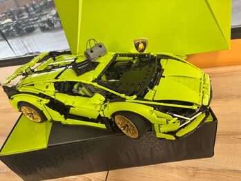 Lego technic Lamborghini Sian, Lego, E Berlowitz, Technic, Johannesburg 