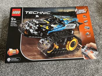 Lego technic remote controlled stunt racer, Lego 42095, claire Nelson, Technic, Solihull