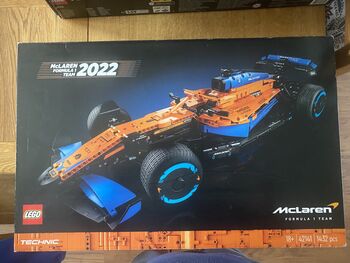 McLaren formula 1 team 2022, Lego 42141, MARIO MAXWELL, Cars, Crawley