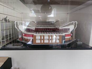 Old trafford in display case, Lego 10272, Marcus , Creator, Minehead