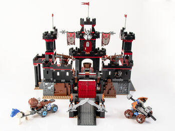 Vladeks schwarze Burg, Lego 8877, Julian, Castle, Hartberg