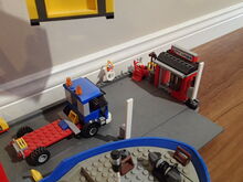 1x RARE Lego City Liners Habour 7994 (no missing pieces) Lego 7994