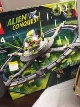7065 Alien Mothership. Alien Conquest Series, Used but complete. Original box. Lego 7065