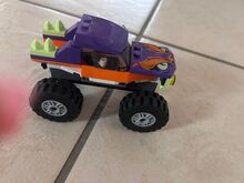 Sammlung mehrerer Fahrzeuge und Kleinteile Lego