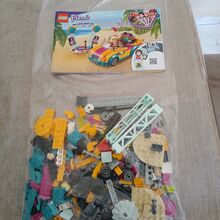 Andrea's car and stage Lego 41390