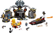 Batcave Break-In Lego 70909