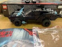 The Batman Batmobile: The Penguin Chase Lego 76181