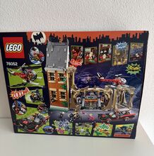 Batman Classic TV Series Batcave Lego 76052