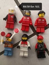 Pit Crew and Driver figurines Lego