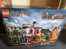 BRAND NEW LEGO Diagon Alley Lego