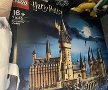 BRAND NEW Hogwarts Castle 71043 Lego