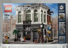 The Brick Bank Lego 10251