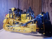 Bulldozer Cat D11 Lego 42131