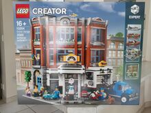 Creator Expert Corner Garage., Lego 10264, Paul Firstbrook , Modular Buildings, Bergvliet, Cape Town. 