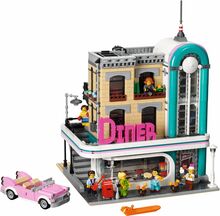 Downtown Diner Complete with box and instructions Lego