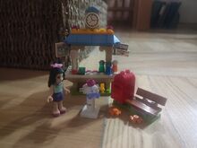 Emma's tourist kiosk Lego 41098