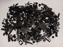 Mixed Black Pieces - 575g Lego