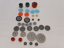 Mixed Cogs + Pulley Wheels Lego