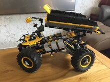 Concept loader Zeux Lego 42081